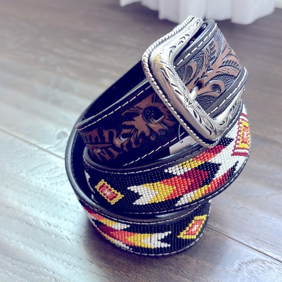 Nocona Genuine Leather,tooled,Western Aztec pattern seed bead,removable buckle - Picture 13 of 13